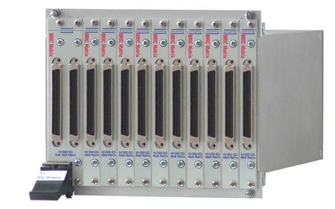 105x16,2-Pole,(7sub-cards),8-Slot BRIC,PXI,40-561A-122-105X16